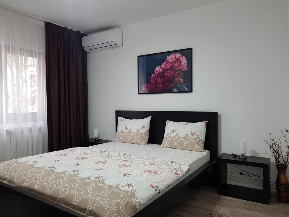 Mary Apartment Галац Екстер'єр фото
