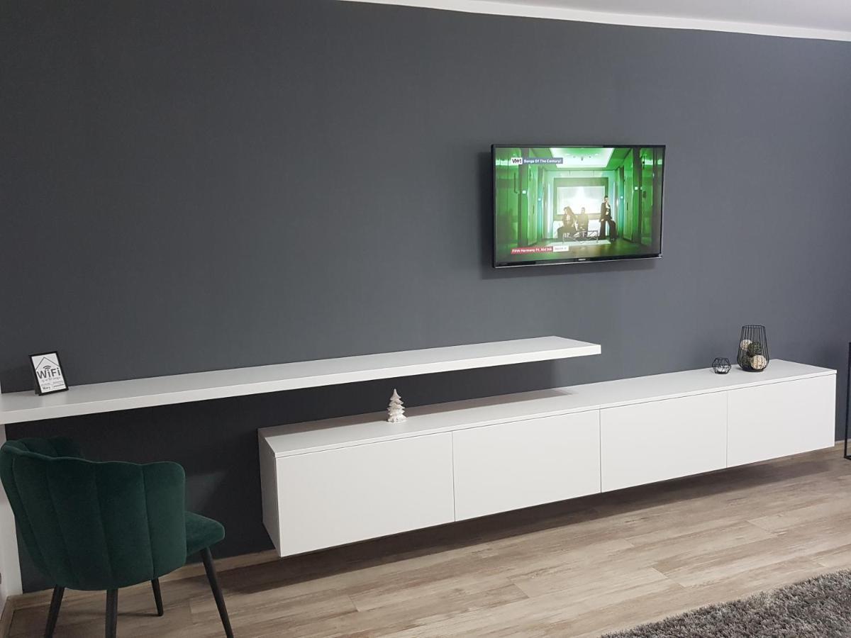 Mary Apartment Галац Екстер'єр фото