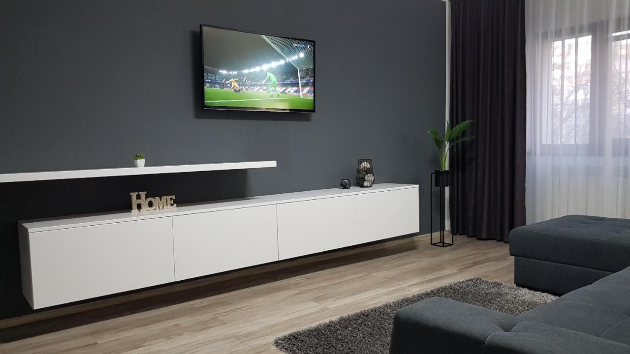 Mary Apartment Галац Екстер'єр фото