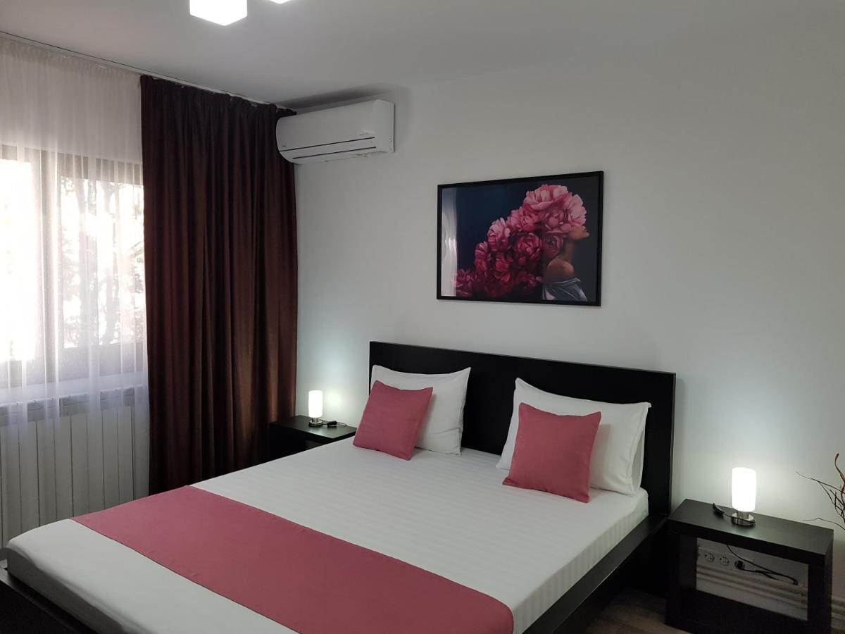 Mary Apartment Галац Екстер'єр фото