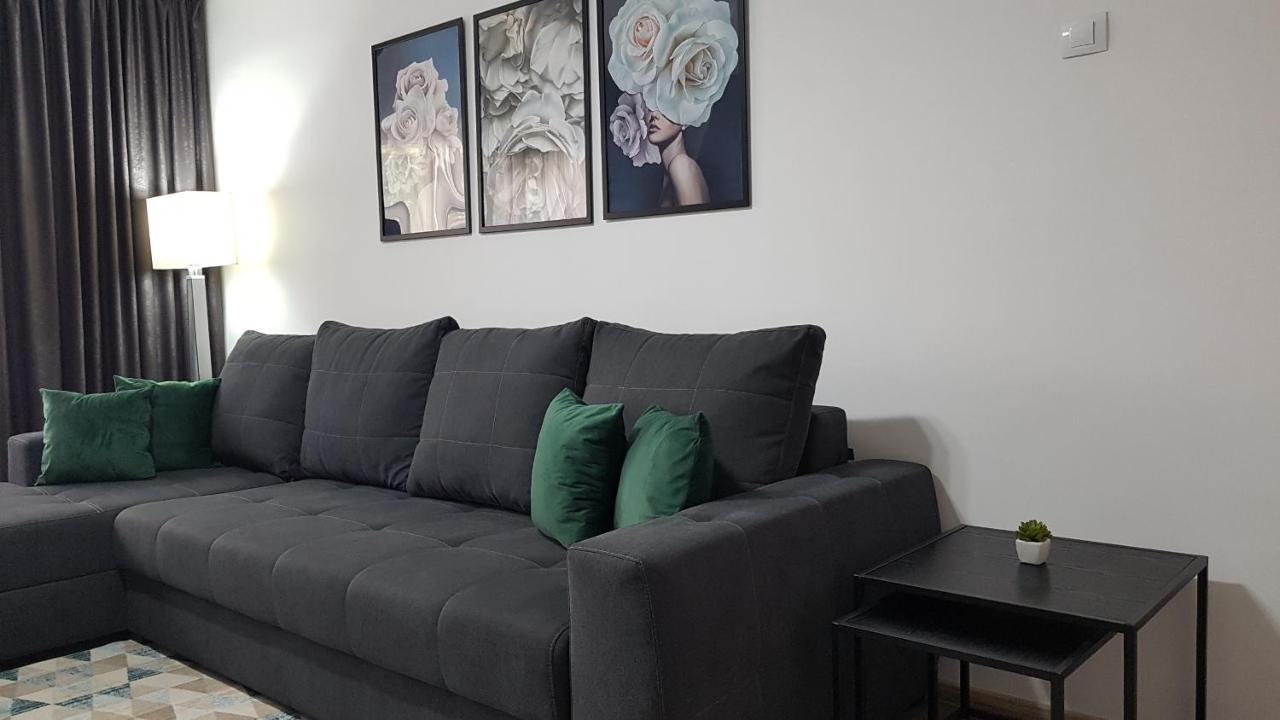 Mary Apartment Галац Екстер'єр фото